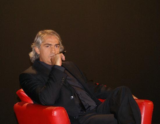 <b>Mustafa Altoklar:</b> Berkin var komada yatmakta olan ebru, ekmek almaya giderken bandan vurulmutu hani.. hani 14 yandayd....sesin ona da titredi mi hi?