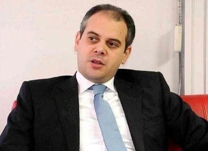 <p><b>Genlik ve Spor Bakanlna Samsun Milletvekili Akif aatay Kl,</b></p>  Akif aatay Kl (d. 15 Haziran 1976, Almanya) Trk siyaset bilimci ve TBMM 24. dnem Samsun milletvekili. 2011 Trkiye genel seimlerinde Adalet ve Kalknma Partisi Samsun 5. sra aday olarak milletvekili seildi. aatay Kl, 60'l ve 70'li yllarda Cumhuriyet Halk Partisi'nden milletvekillii yapan lyas Kl'n torunudur.