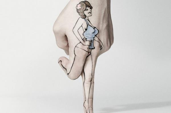 <p><b>BALIK BURCU</b></p>   Hayal gc ok kuvvetli olan balk burcu insan, zellikle tasarm gerektiren ilerde stn baar salar. Hayal eder ve retir.