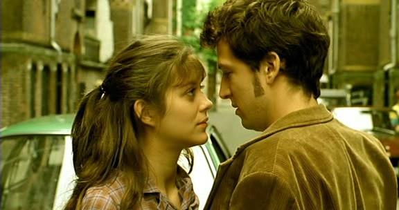 "Bu zevk meselesi, in yemei gibi. Ya seversin, ya sevmezsin. Tabii inliysen eer seme ansn yok."   <p><b>Jeux d'enfants</b></p>