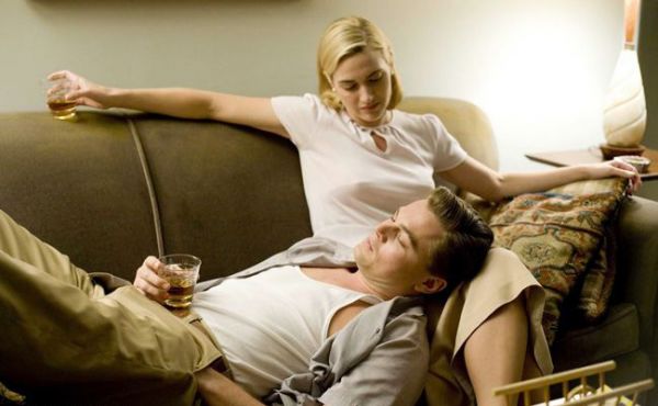 ''Kimse gerekleri unutmaz sadece yalan sylemekte ustalarlar.''   <p><b>Revolutionary Road / Hayallerin Peinde</b></p>