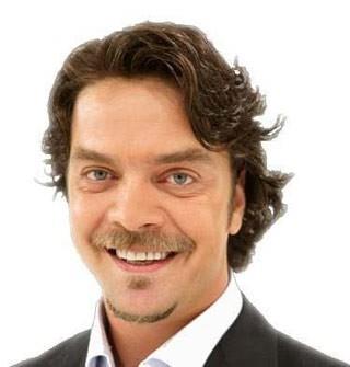 Beyazt ztrk 12 Mart 1969 doumlu. Balk burcu.