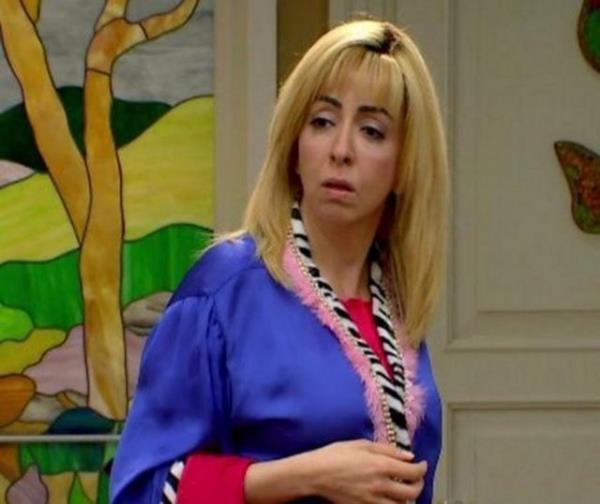 Avrupa Yakas'nda izdii Makbule karakterinin ardndan Yerden Yksek dizisiyle ekrana gelen Hasibe Eren, yayn hayatna yaknda balayacak olan Yalan Dnya dizisinde bambaka bir imajla kamera karsna geiyor.