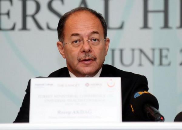 Salk Bakan Recep Akda