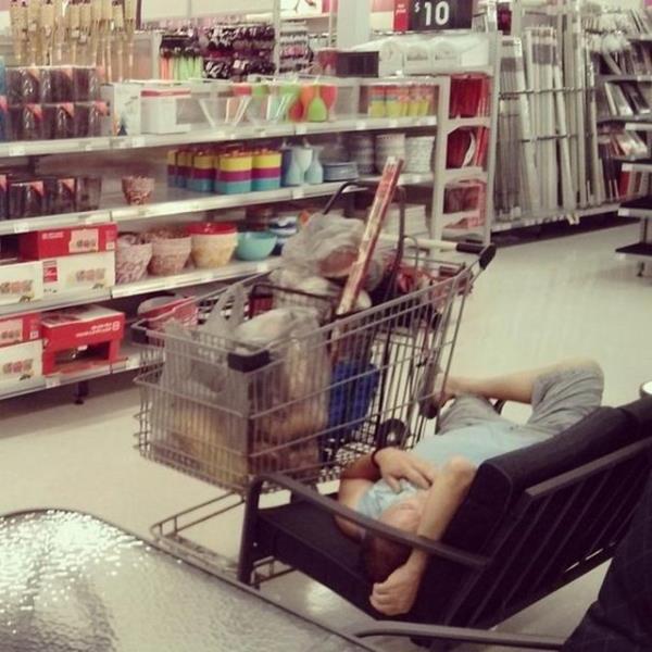 Kadnlarn patlamaya mahkum ettii erkeklerden manzaralar