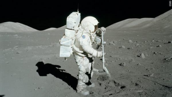 Daha sonra 2025 ylnda 4 kii daha gnderilecek ve bu kiiler hayatlarnn sonuna kadar Mars'ta kalacak. Mars One projesi aslnda bir TV show olacak.