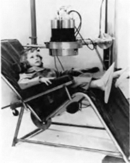 LSD'nin yan etkisi olarak, Olson'un deneyi tm dnyaya aklama istei duyduu dnld. Sonu olarak Olson'un bir cinayete kurban gittii ile ilgili gl deliller olmasna ramen, kald otelin 13. katndan atlayarak intihar ettii sylendi.