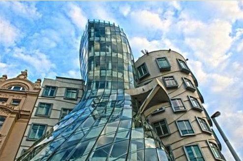Dancing Building, Prag, ek Cumhuriyeti