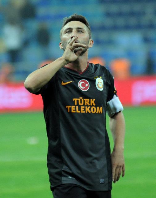 Sabri Reyiz iki ma�t�r trivela deniyo :) Hay�rlara yoruyorum :)