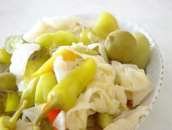 Laktik asit asl�nda sindirim sistemindeki H. Pylori dahil pek �ok zararl� bakteriyi �ld�r�r. Ancak mide i� y�zeyindeki hasar nedeni ile bu yararl� etkisinin yan�nda mide duvar�na da zarar verir.