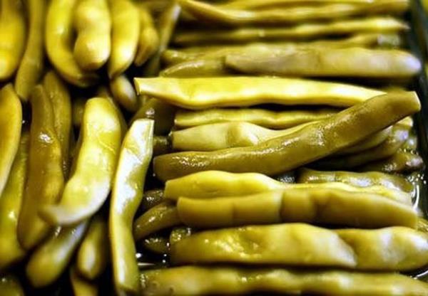 Mide problemleri olan veya midesi hassas olan ki�ilerin, tur�u gibi mide asit salg�lanmas�n� art�ran ve mideyi tahri� eden g�dalardan uzak durmas� �nerilmektedir.