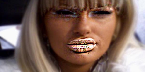 Hanmlarda yz karakterini deitirecek kadar yzlerinin ekilmi olmas, dudaklarn fazla botoksla iirilmesi