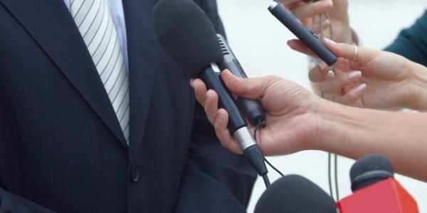 Hayatta baarl olmu, isim yapm, para kazanm kiilerin, okul ve askerlik arkadalarna snob davranmalar, onlarla grmemeleri ve yardm etmemeleri