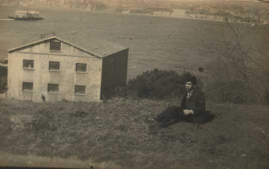 stanbul'un en gzel yerlerinden olan skdar, Kz Kulesi'nin bir zamanlar nasl olduunu bu fotorafta gryoruz.