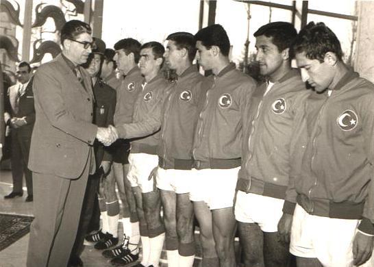 Trkiye Ordu Milli Takm, Amerika Ordu Milli Takm'n 19-0 yeneli tam 54 yl oldu.