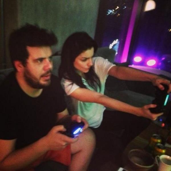 MERVE BOLUUR: Pes atarken ok gzel hareketler bunla