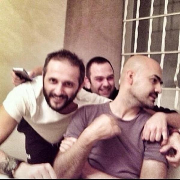 TOYGAR IIKLI: Dn yakamdan kardeim haha