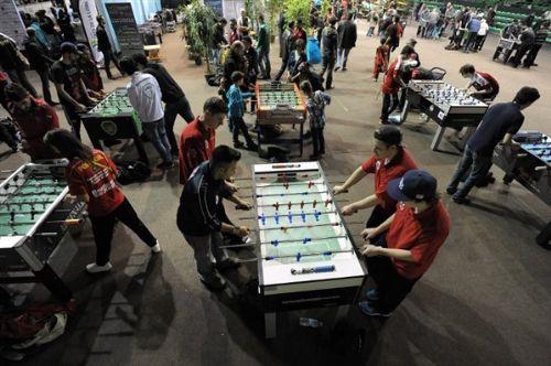 Langrt tutkunlar, Nantes'de gerekletirilen Dnya Langrt Kupas'nda kyasya mcadele ediyor. Fransa