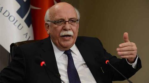 (3 TEMMUZ) MLL ETM BAKANI DERSHANELERN KAPATILACAINI AIKLADI- Milli Eitim Bakan Nabi Avc, Seviye Belirleme Snav?nn (SBS) kalkacan, dershanelerin kapatlacan aklad. ocuklarn geleceini tek bir snava endekslemenin doru olmayacan belirten Avc, bunun hem aileler hem ocuklar asndan ciddi yk oluturduunu, dolaysyla ocuklarn zerinden bu yk alacak bir dzenlemenin nasl yaplacan tarttklarn kaydetti.