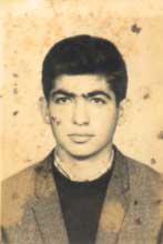 <p><b>GLLCE, HER YNYLE TAM BR STANBULLU</b></p>  Tam bir stanbul a olan Bakan Gllce, ilkokulu memleketinde bitirmesinden sonra babas Hseyin Bey'in din grevlisi olmas nedeniyle 1961 ylnda ailesiyle birlikte skdar'n Selamsz semtine yerleir. stanbul'un eitli semtlerinde ikamet eden Gllce, liseyi Haydarpaa Meslek Lisesi'nden; yksek renimini ise Yldz Teknik niversitesi naat Mhendislii Fakltesi'nden mezun oldu.