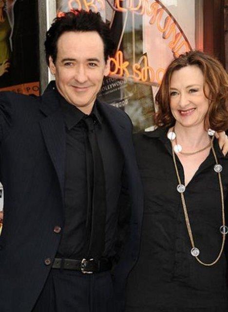 Joan ve John Cusack da Hollywood'un nl kardelerinden.