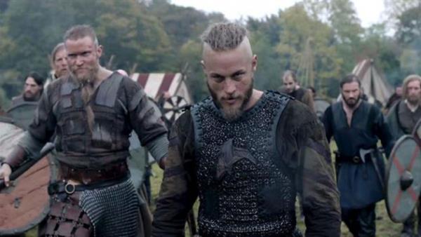 <p><b>9. Vikings</b></p>  ABD'de TV'de izlenme says: 6 milyon