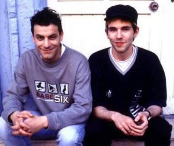 kinci Bahar'n ekrana ve sinemaya kazandrd oyunculardan biri de Ozan Gven. Dizinin haylaz Ula karakteri ona baka bir dnyann kapsn at.