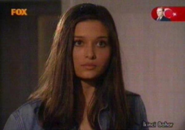 Nurgl Yeilay ekranda kinci Bahar dizisiyle dikkat ekti. Herkes onu Trkan oray'n varisi olarak grd.