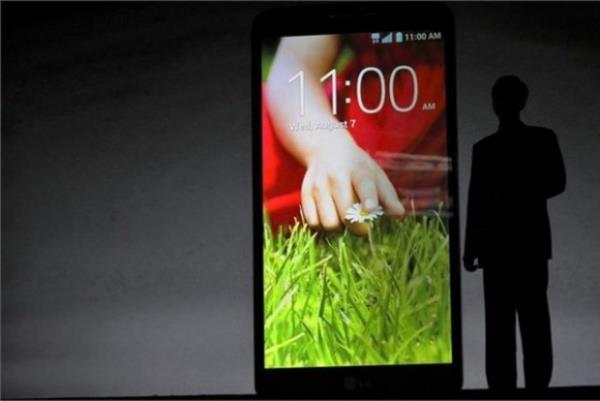 LG G2 Telefon, deitirilemeyen 3000 mAh batarya kullanyor.