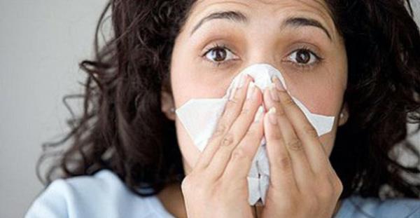 Hastayken, hastal bulatrmamak iin mmkn olduunca dier insanlarla temas snrlandrlmal.