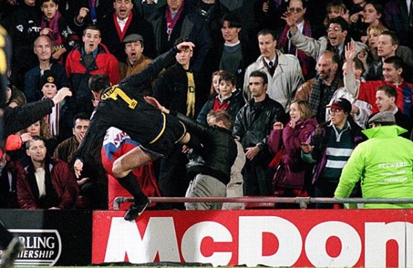 'En iyi anm? Birok gzel anm oldu fakat ben, holigan tekmelediim an tercih ediyorum.' Eric Cantona.