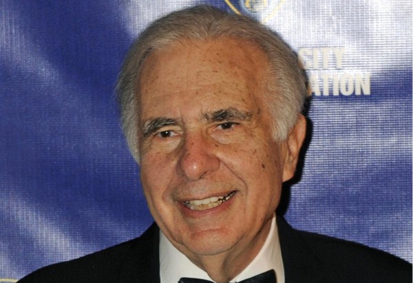 <b>10- Carl Icahn:</b> Icahn Capital Management`n sahibi ve Apple`n nl yatrmcs Icahn geride braktmz ylda Netflix ve Herballife irketlerinden elde ettii gelirlerin de etkisiyle toplam 7,2 milyar dolar kazand.