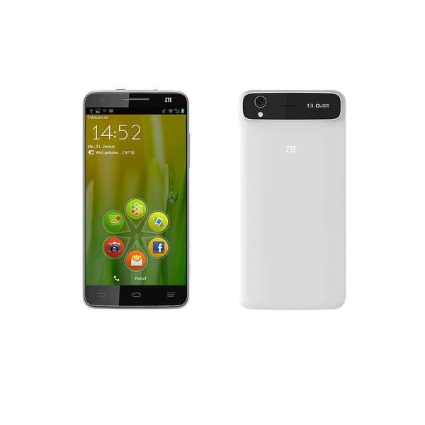 <p><b>ZTE Grand S</b></p>  Las Vegas`ta Ocak`ta tantlan ZTE Grand S, 5 in`lik Full HD ekran, Snapdragon S4 Pro drt ekirdekli ilemci, 2GB RAM ve 16GB dahili depolama gibi st dzey zelliklere sahip. LTE destekli telefonun en ok ne kan yn ise 6.9 milimetrelik ok ince yaps.