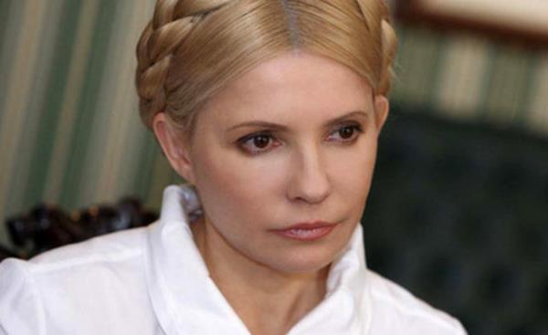 Tm Ukrayna Anavatan Birlii Partisi ve Yuliya Timoenko Semen Blgesi'nin genel bakandr.