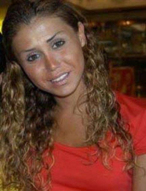 Yaknda yeni albme kacak olan arkc imajn da deitirdi.