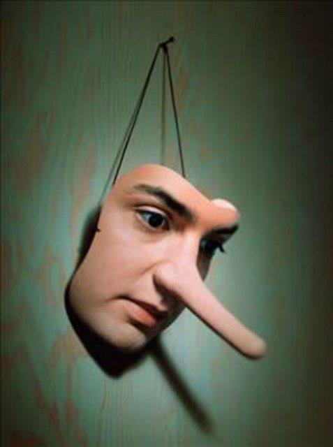 Erkekler en ok "bir eyim yok, ben iyiyim" yalanna bavuruyorlarm. Kadnlarn da en ok syledii yalanlarn ilk srasnda ayns geliyor.