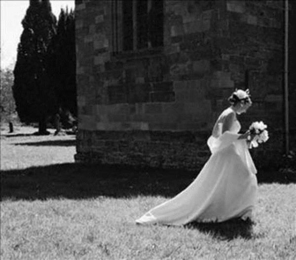 Hibir eye ihtiyacm yok. Yalnz ihtiyacm, iffet sahibi bir kz ile izdiva etmektir. Benim ile teriki hayat edecek olan refika-i mstekbalemin (mstakbel eimin) serveti az veya ok olsa da kabul ederim.