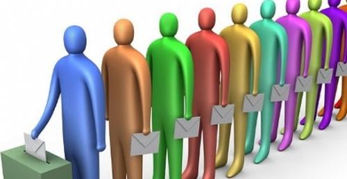 <p><b>ANTALYA</b></p>    CHPnin kalesi illerden biri olarak gsterilen Antalyada semenlere 2014 yerel seimlerinde hangi partinin adayna oy verecekleri sorusu yneltildi. Mustafa Akaydn ve Menderes Trelin yaraca ilde, semenlerin yzde 38.3 tercihini CHPden yana kulland. Bu ilde Ak Partiye destek verenlerin oran ise yzde 31.5 olarak belirlendi.