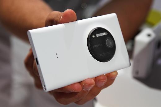 Model: Nokia Lumia 1020     <p>Fiyat: 2000 TL</p>