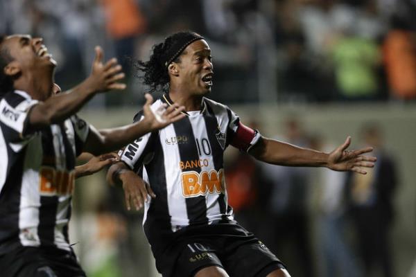 Son Dakika: Beikta Ronaldinho'da