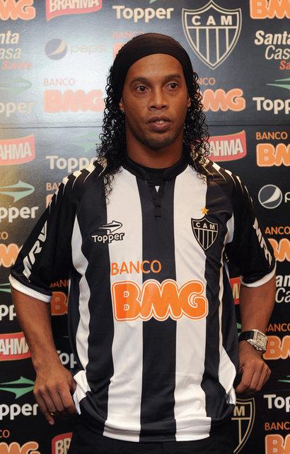 Bu Ronaldinho muhabbetini "biraz da Beikta konuulsun" diye attlar ortaya bence