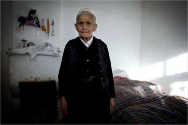 Arnavutluk'un Osmanl'ya kar savam 15. yzyldaki feodal liderlerinden Leke Dukagjin'in getirdii kurallara gre kadnlara erkek gibi yaama frsat verilmi...