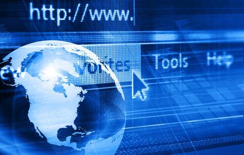 <p><b>Hangi internet siteleri engellenebilecek?</b></p>    Uygunsuz ieriklerin olduu sayfalar 'URL' yani alan ad baznda engellenebilecek. rnein, YouTube'un tamamen kapatlmasn yerine sz konusu videoya eriim engellecek. Sosyal medyada ise kullanclarn att tweetler de bu kapsam dahilinde tutulacak.