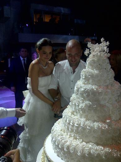 Yasemin Ergen ve zzet zilhan