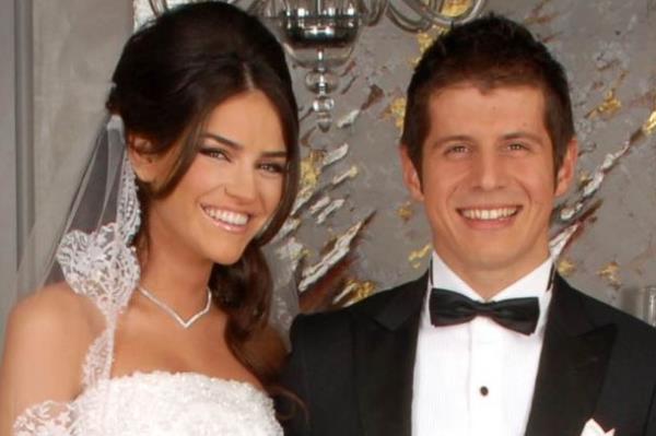 Emre Belzolu ile Tuba Grevinin evlilik resmi