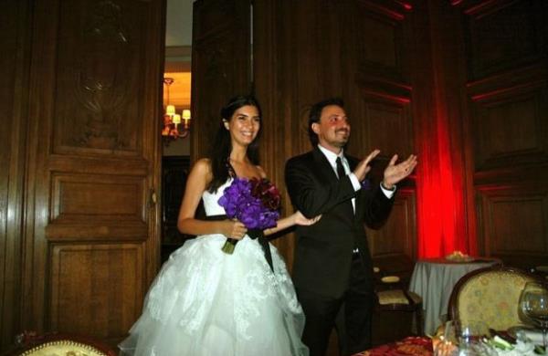 Tuba Bykstn ile Onur Saylakn evlilik resmi
