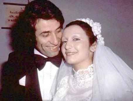 Kemal Sunal ile Gl Sunaln evlilik resmi