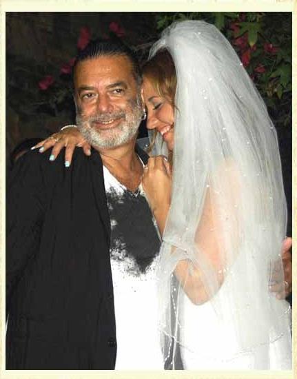 Aye zylmazel ile Ali Tarann evlilik resmi