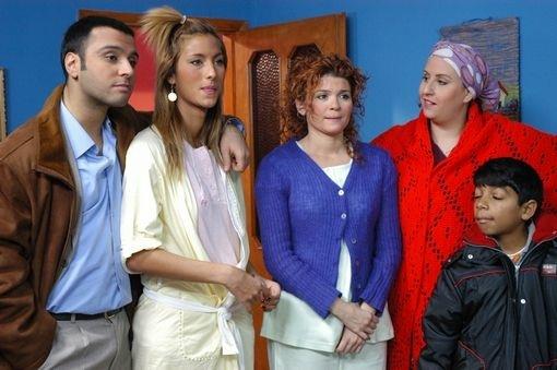 Ama asl rekoru tekrarlar en fazla yaynlanan dizi olmas zerine. Binlerce kez ekrana geldi, hala da gelmeye devam ediyor.