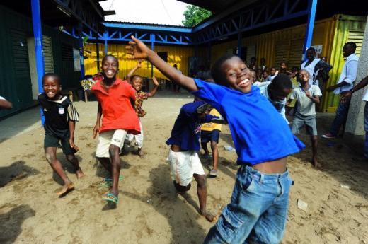 <p><b>49-Fildi�i </b></p>    2013 n�fusu 24,07 milyon     <p>D�nyadaki pay� (Y�zde) 0,35</p>